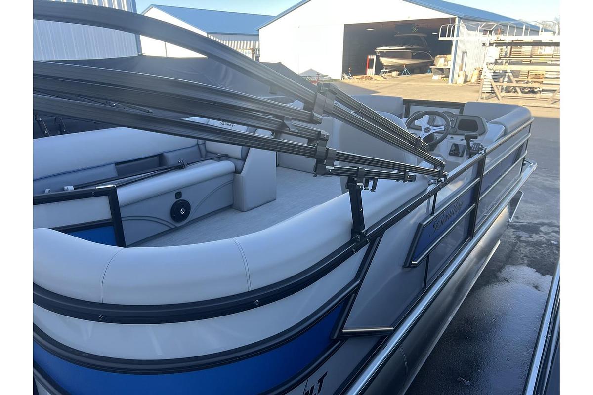 2026 Bentley Pontoons 223 Bolt