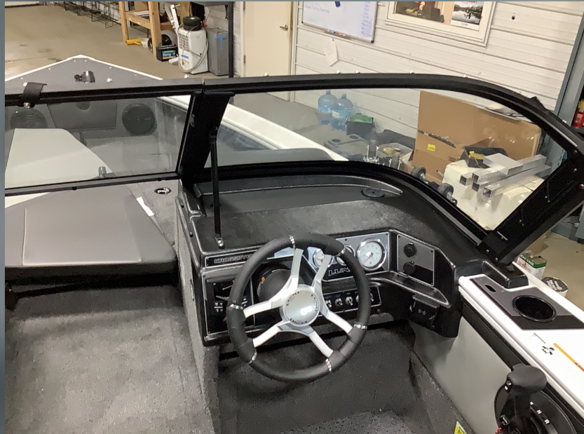 New 2026 Lund Z18C 1875 Crossover Xs, 49648 Kewadin - Boat Trader