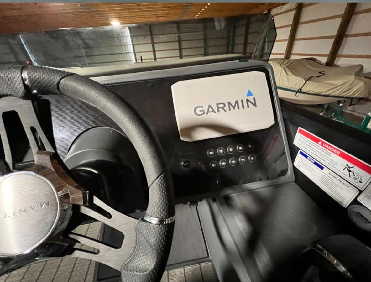 2025 Manitou 2025 Manitou Explore 24