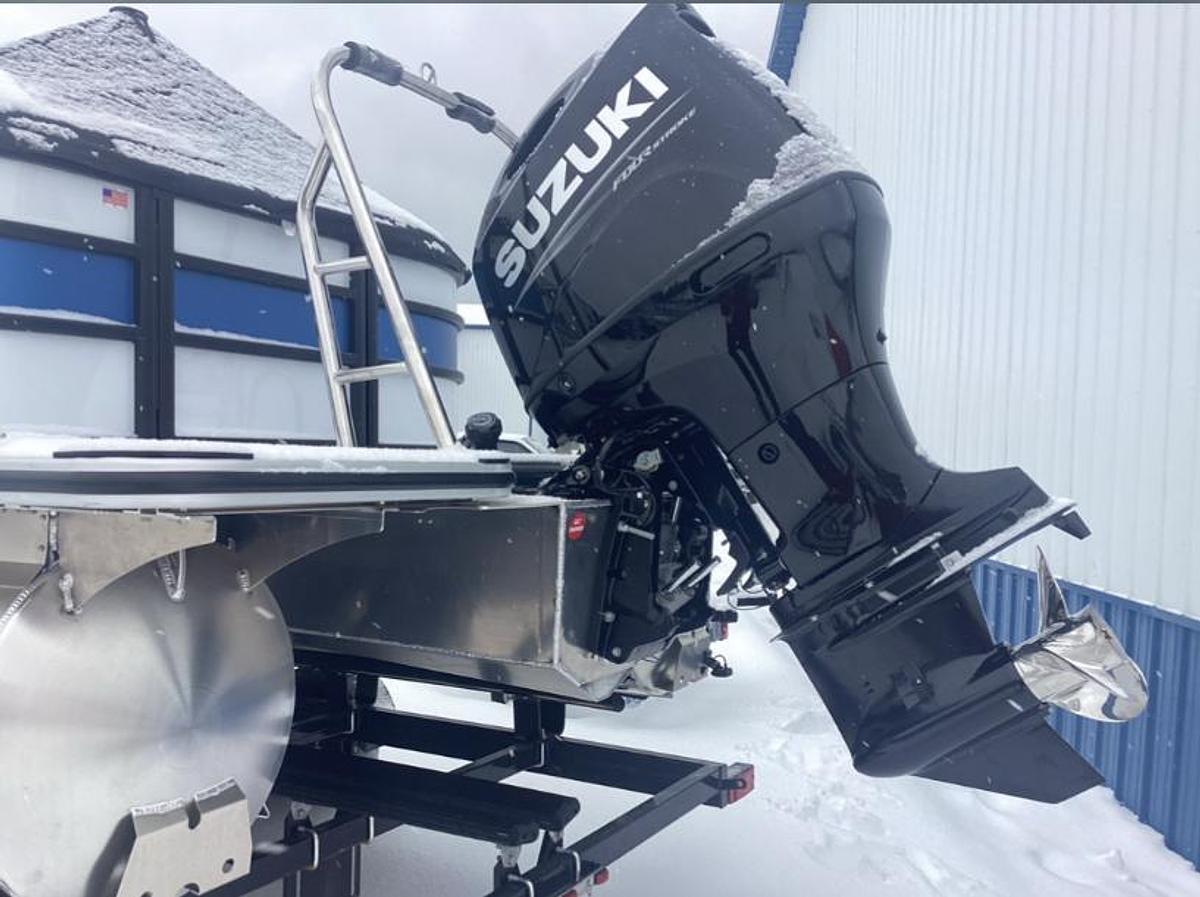 2026 Bentley Pontoons 223 Bolt