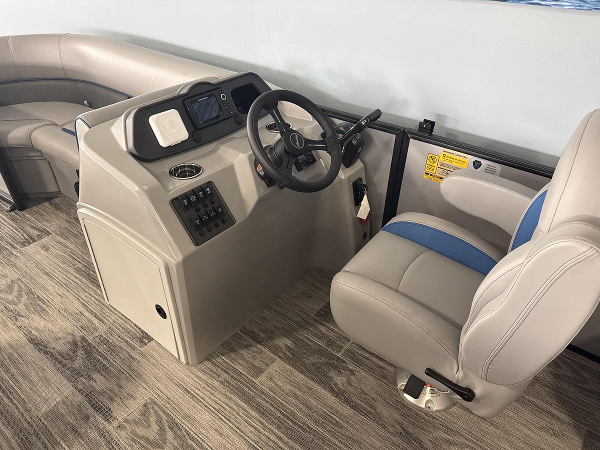 2026 Bentley Pontoons 223 Bolt