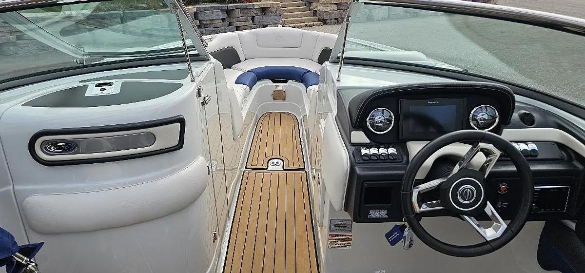 Used 2019 Crownline 285 SS