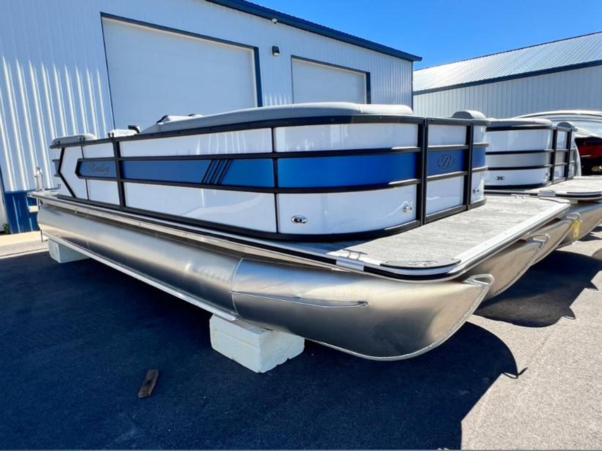 2026 Bentley Pontoons 223 Bolt