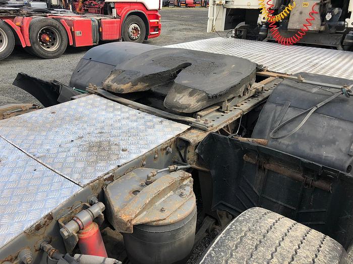 Used 2004 DAF 95 XF 480 6x2 MANUAL EURO 4