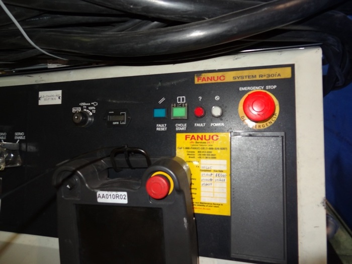 Used FANUC R2000iB/210F 6 AXIS CNC ROBOT W/R30iA CONTROLS