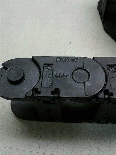 IGUS 250.03.100 (21 pieces)