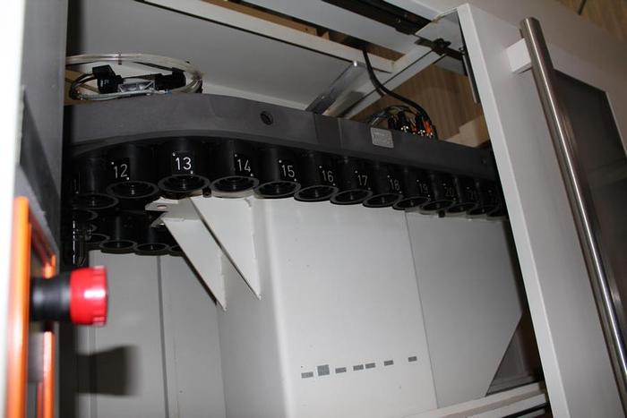 Used   5-Axis CNC Universal Vertical Machining Centre - MIKRON HPM 1350U - 2008 /12