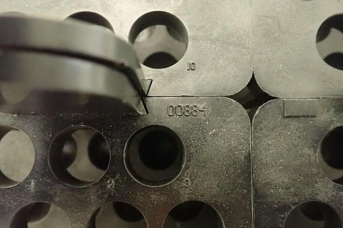 Used Set of 4 Sorvall 00884 Centrifuge Swing Rotor Bucket Inserts 689192513927