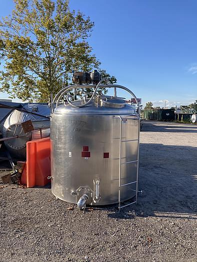 Used 1,000 GALLON DAMROW PROCESSOR TANK - S/S - JACKETED