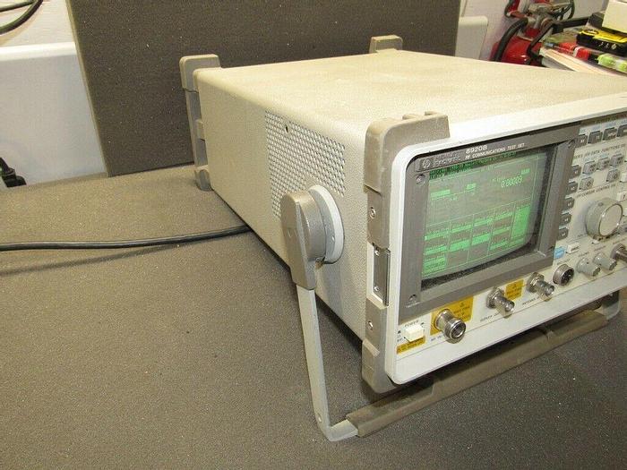 Used HP Agilent 8920B Communications Service Monitor Spectrum Analyzer W / 9 Options