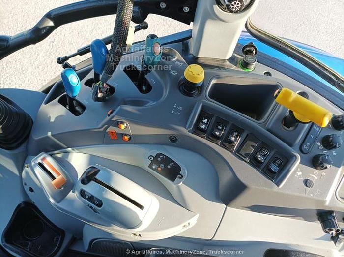 Usato 2016 New Holland T5.115 ELECTRO COMMAND