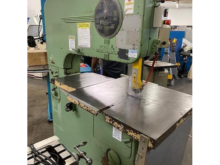 Used DoAll 36" Vertical Bandsaw Model 36" Metalmaster #5701