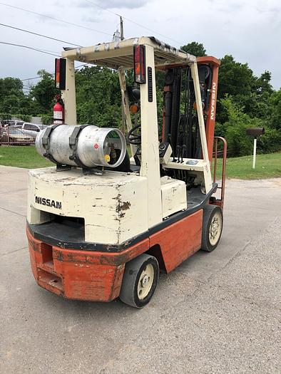 Used 2000 Nissan C5000