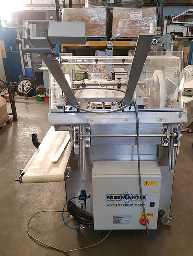 Used  2011 FREEMANTLE SEMI AUTOMATIC END LOADER SO7 