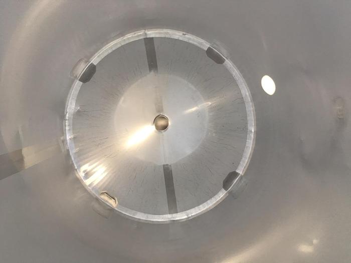 Used Walker 500 gallon 304 stainless steel vertical tank