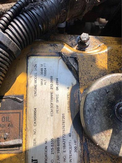 Used 2002 Peterbilt 330 roll back