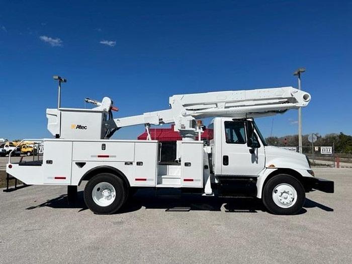 Used Altec TA50-MH 55ft Bucket Boom Truck on 2011 International 4300 Reg Cab Utility Truck - C87725