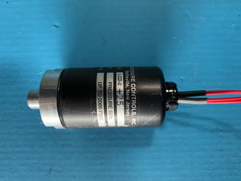 Used Pressure Controls Corporation LCD-2+25 Pressure Sensor