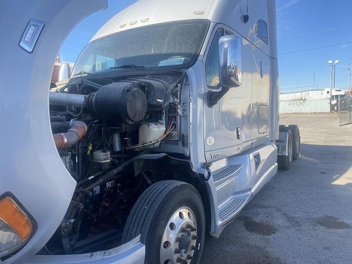 Used 2013 Kenworth T700