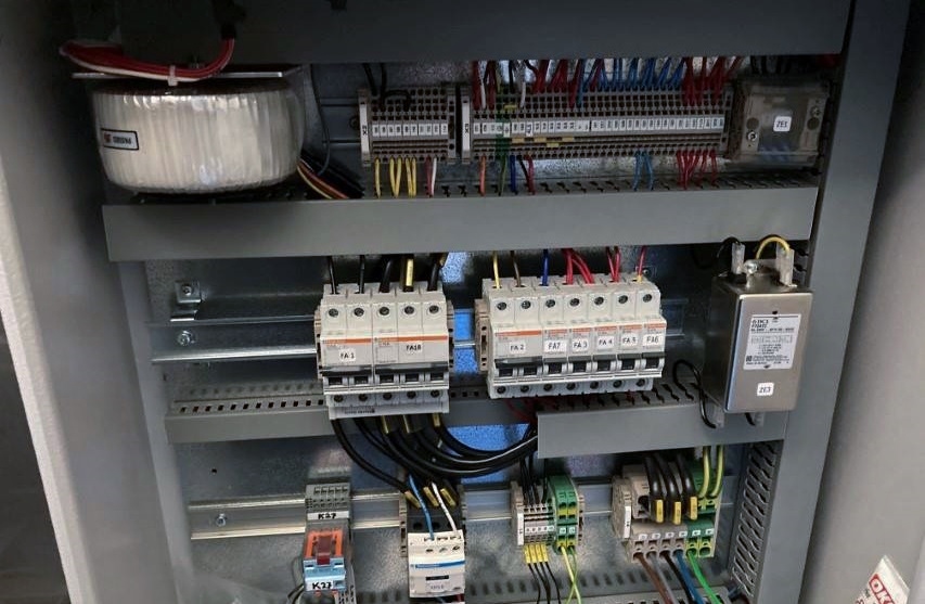 Used GETINGE Autoclave GEC 900 X1450X13502 for Sale at MLTCEurope