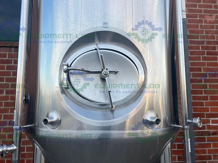 Used LMC 840 Gallon Stainless Steel Jacketed Fermentation Tank