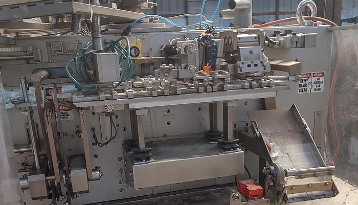 Used Bossar B-1400 Poucher