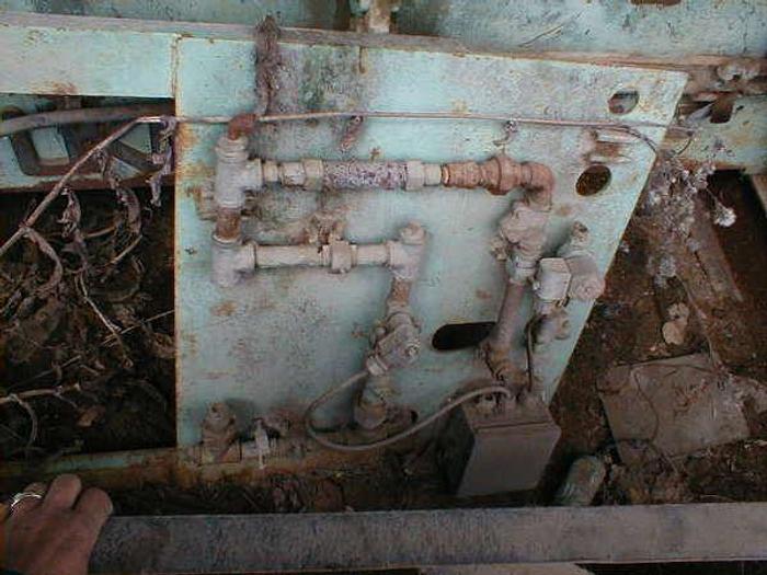 Used 8" x 30" Ukiah Gang Edger