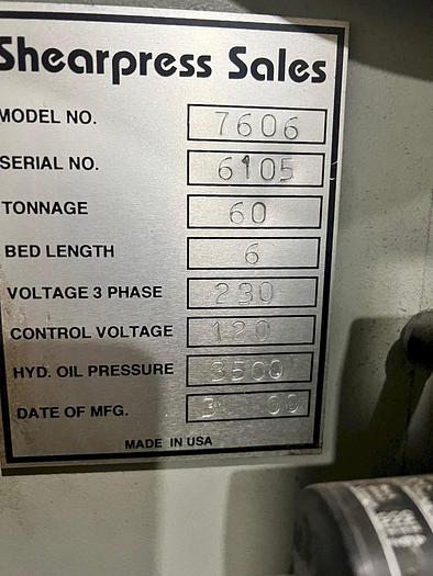 Used 2000 ACCURPRESS 7606