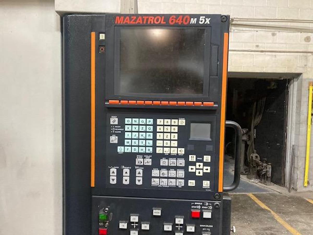 Used 2004 MAZAK VARIAXIS 500-5X