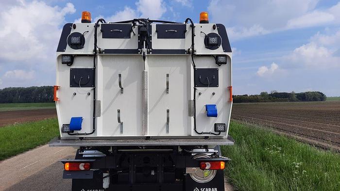 Gebruikt 2021 DAF LF230 FA met Scarab Magnum hydrostatic