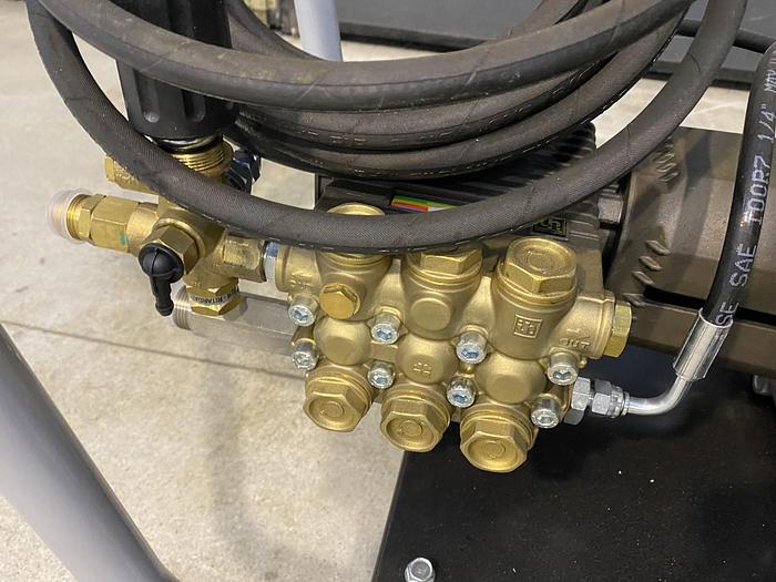 2021 IPC BENZ-C HDL2515Pi