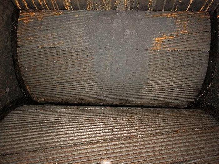 Used Crusher, Roll, 24" X 30", 2-Roll, Jeffrey, 25 HP (2) Crusher, Roll, 24" X 30", 2-Roll, Jeffrey, 25 HP (2) #S741855