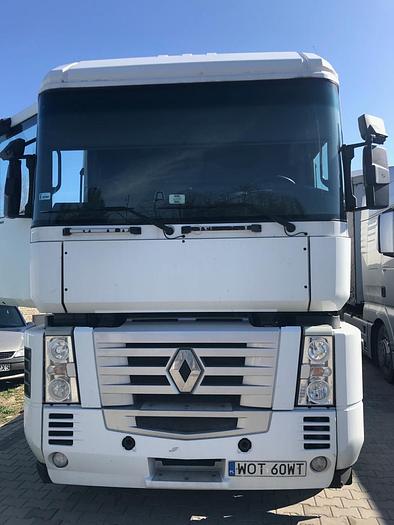 Used 2004 Renault MAGNUM 480