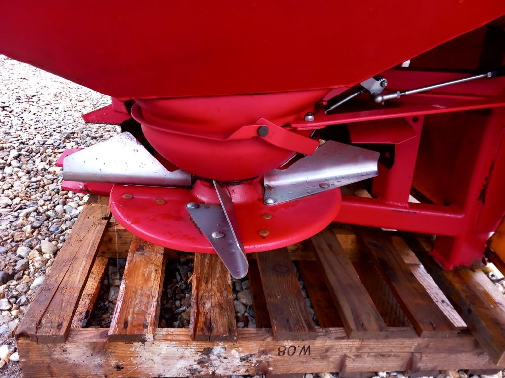 Used Lely Centerliner Supabowl 24 Fertiliser Spreader