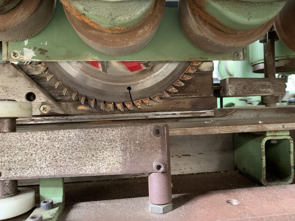 Usato Fresatrice per serramenti marca Hemag