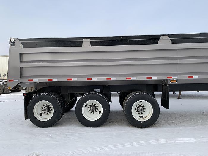 Used 2022 Loadline Tridem End Dump Gravel Trailer