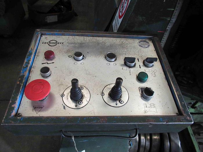 Usato CALANDRA MECCANICA A 3 RULLI TECNOMECC TI-MV 2050x10/14