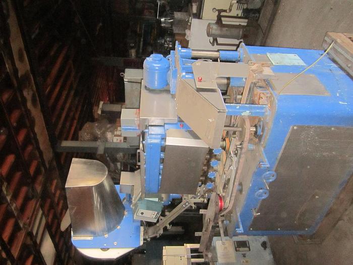 Used Capper, 8 Spindle, AC Vari Speed, 2 Tier #S739406