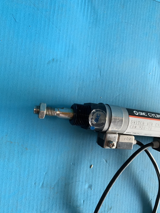 Used SMC Switch Air Cylinder CDMN20-75