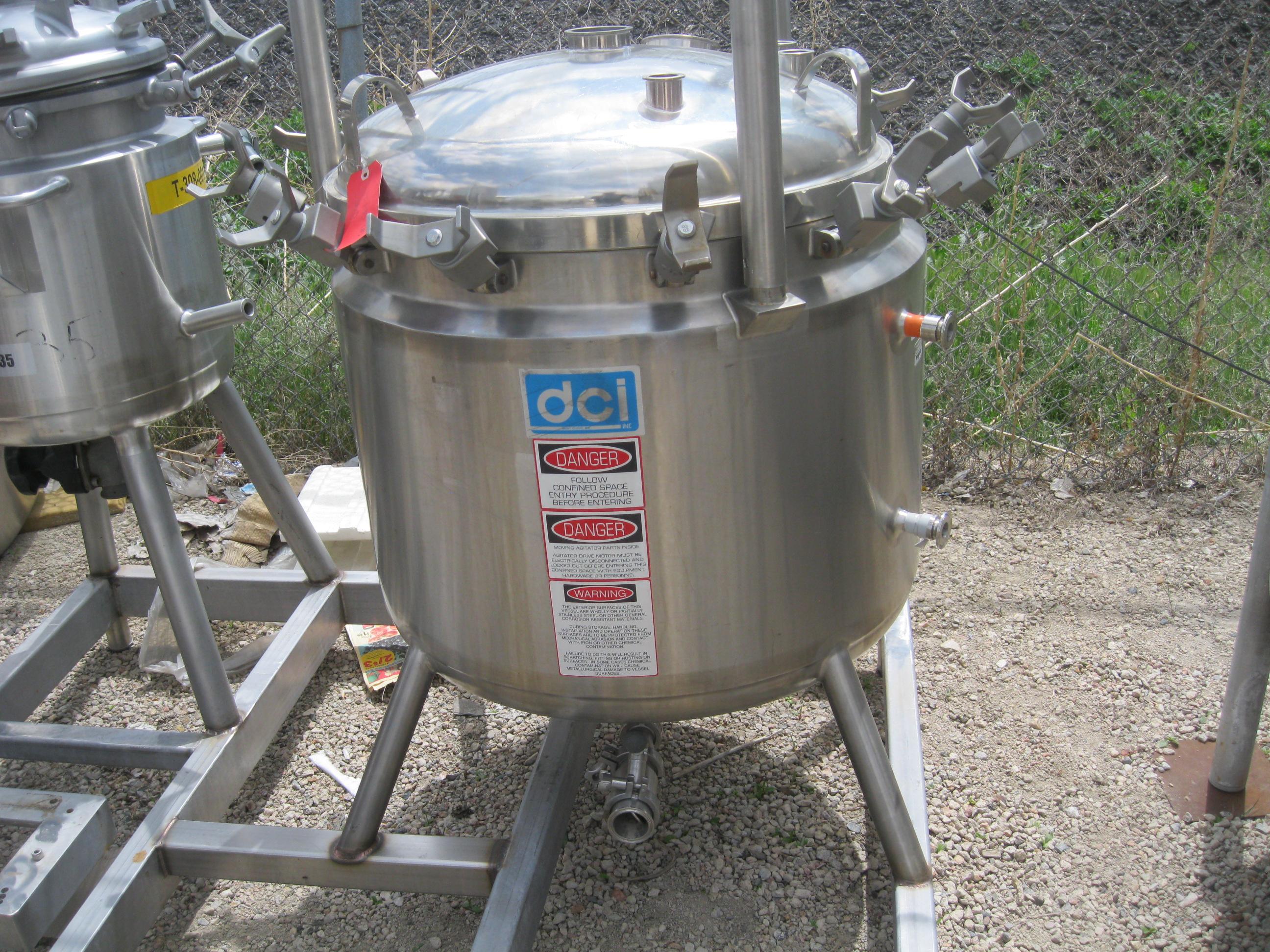 Used 53 GALLON PROCESSOR TANK.  DCI SERIAL 96PH53207