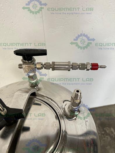 Used Apache Stainless Equipment  40 Liter Stainless Steel Pressure Vessel 160PSI