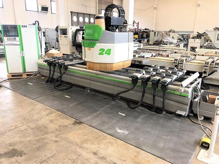MFB009 Biesse Rover 24 L 1 Centro di lavoro 4 assi