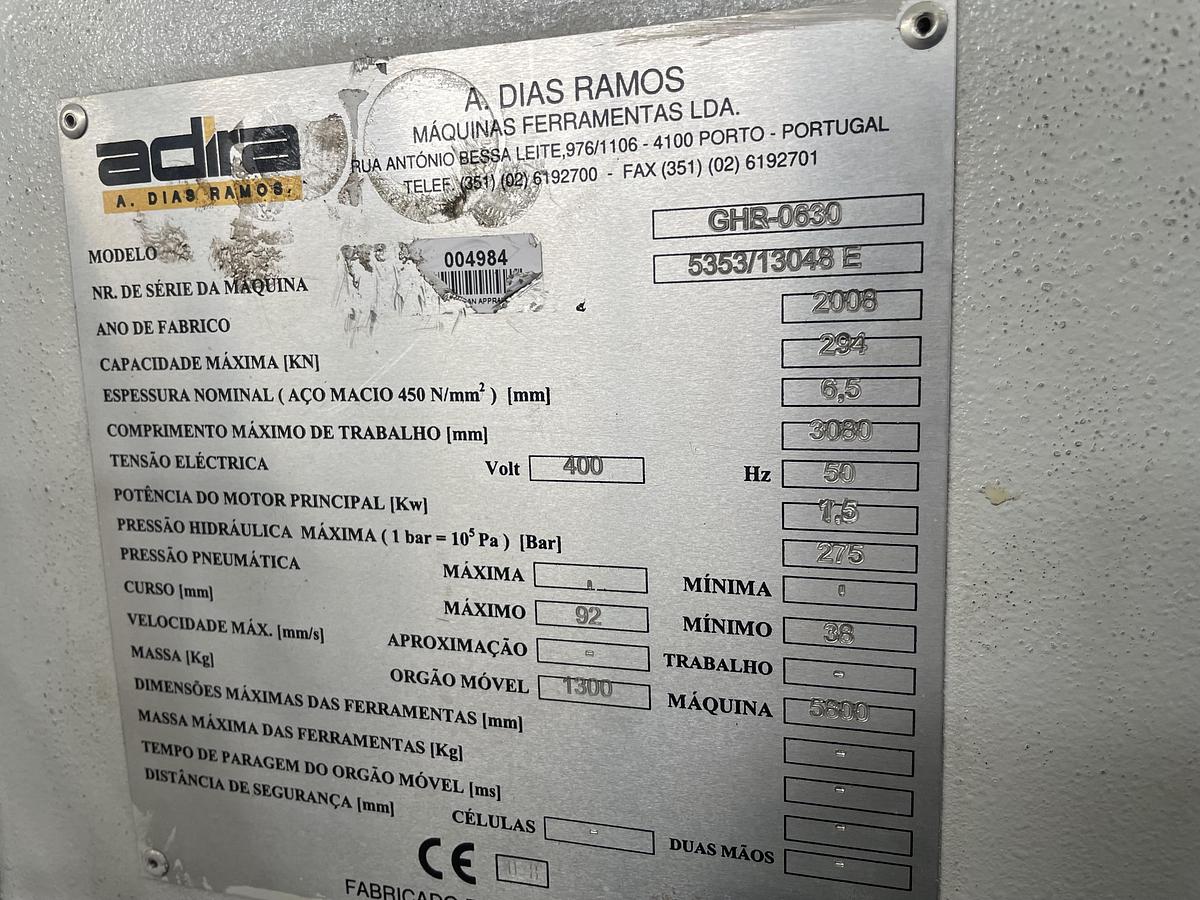 Usado Guilhotina Hidráulica ADIRA GHB-0630