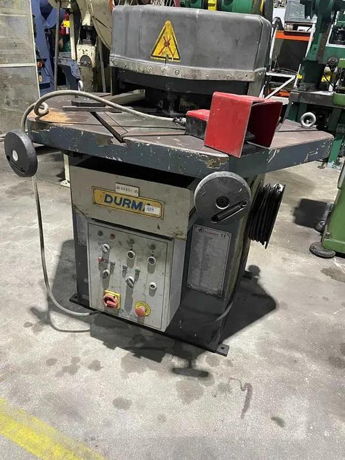 Usado Corta Cantos  DURMA