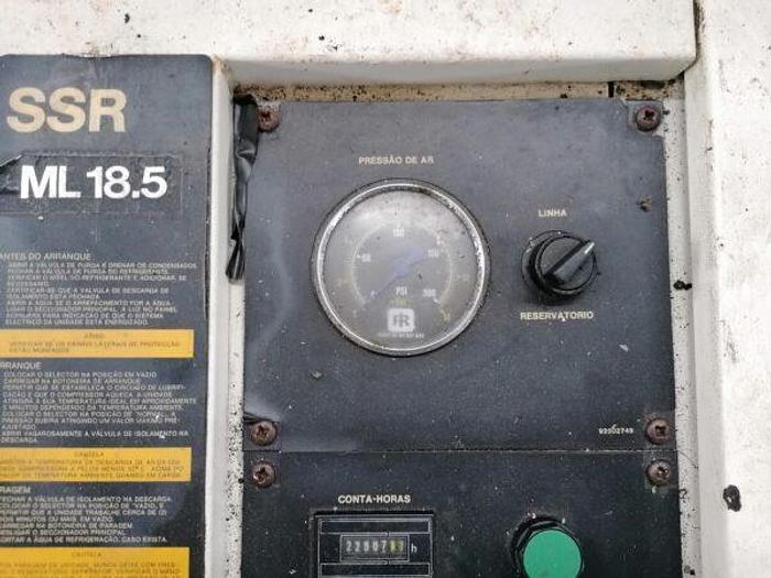 Usado Compressor de parafuso INGERSOLL-RAND