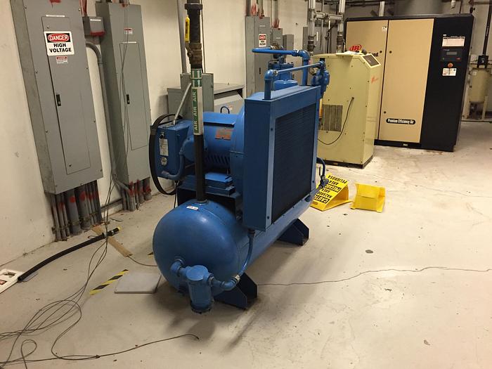 Used Compressor, Air, 25 HP, Quincy, Mdl C-25-B, Screw, #S740655
