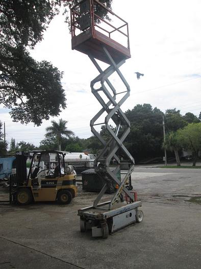 Used Skyjack SJIII 3219 Manlift