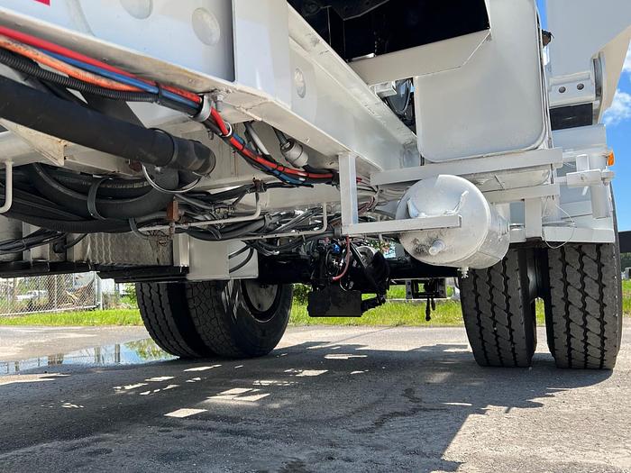 Used 2012 Altec AD108 Cable Puller Hub Drive - 00062