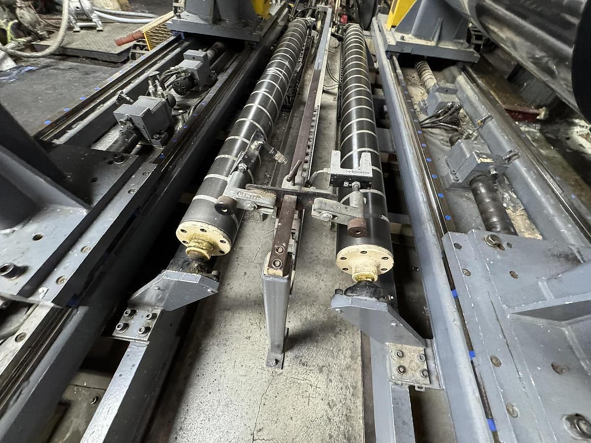 Used 2006 73" Wide Intaroto Paper, Board, Film & Foil Coater Laminator