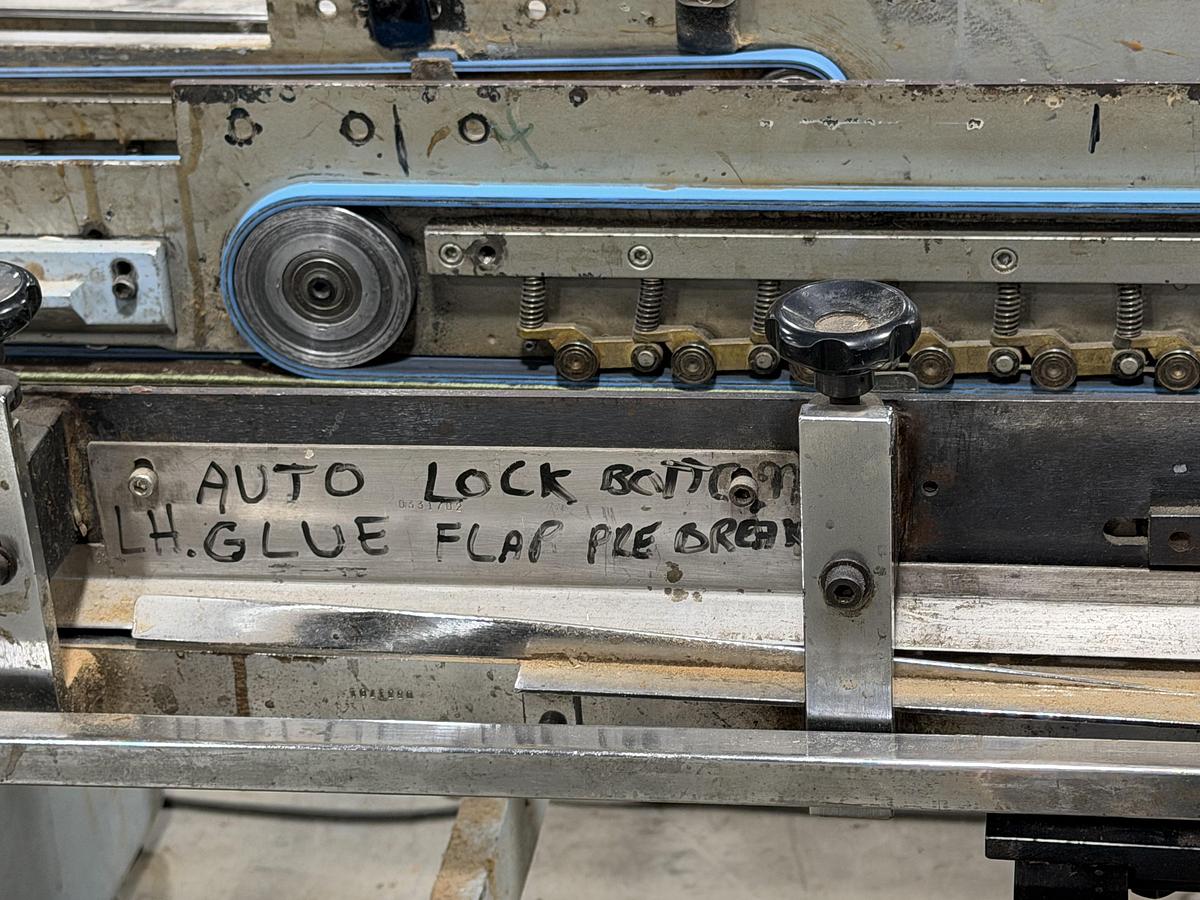 Used 1992 Vega 1070 Folder GLuer